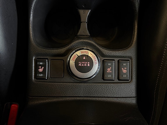 Nissan X-Trail 25 of 30