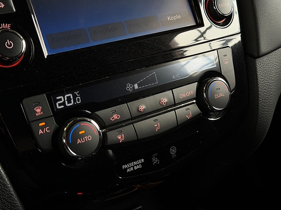 Nissan X-Trail 27 of 30