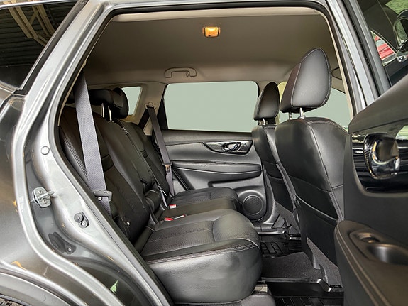 Nissan X-Trail 16 of 30