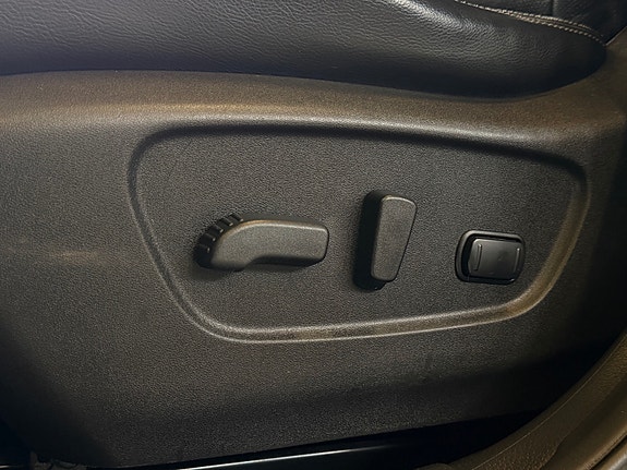Nissan X-Trail 24 of 30