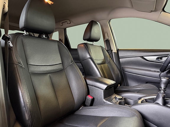 Nissan X-Trail 18 of 30