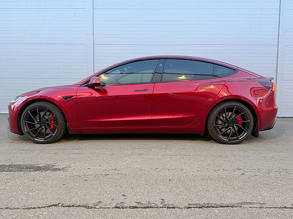 Tesla Model 3 3 of 14