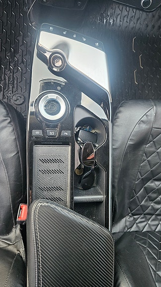 Kia EV6 11 of 17