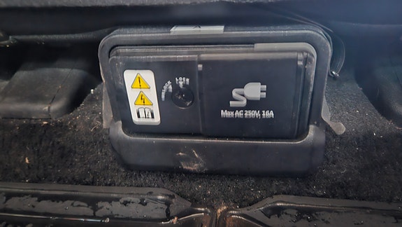 Kia EV6 14 of 17