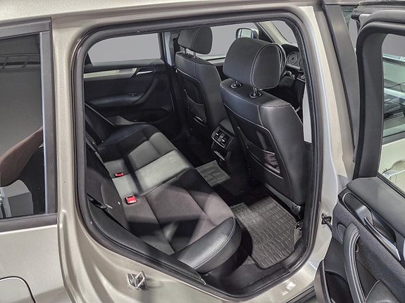 BMW X3 21 of 27
