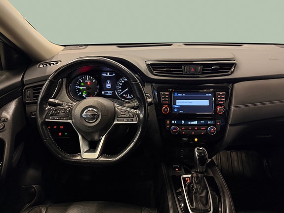 Nissan X-Trail 14 of 30