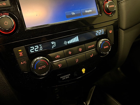 Nissan X-Trail 21 of 30
