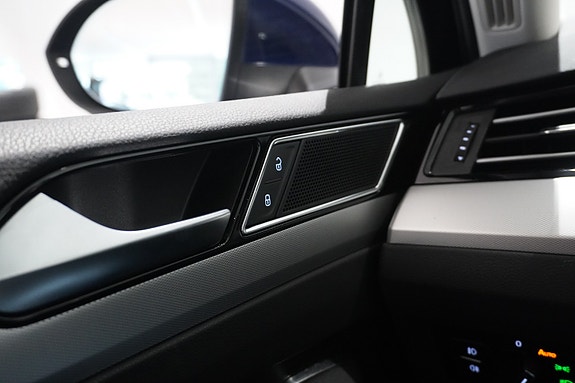 Volkswagen Passat 24 of 26