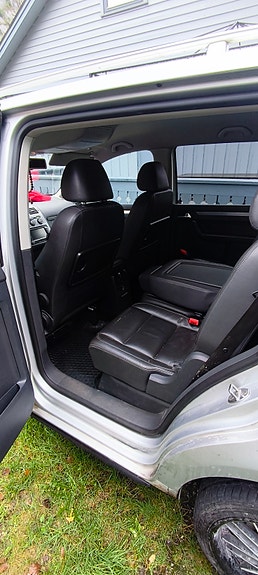 Volkswagen Touran 7 of 18
