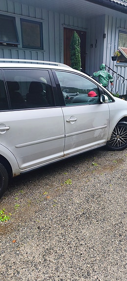 Volkswagen Touran 13 of 18