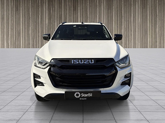Isuzu D-max 2 of 8