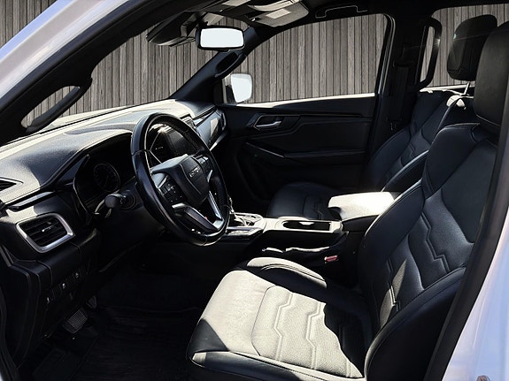 Isuzu D-max 7 of 8