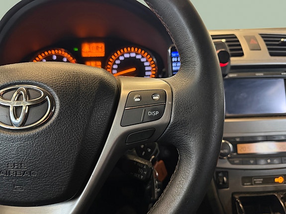 Toyota Avensis 17 of 27