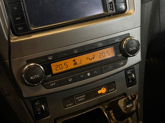 Toyota Avensis 15 of 27