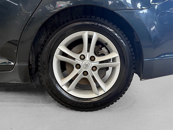 Toyota Avensis 7 of 27