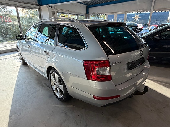 Skoda Octavia 6 of 30
