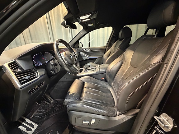BMW X5 25 of 30