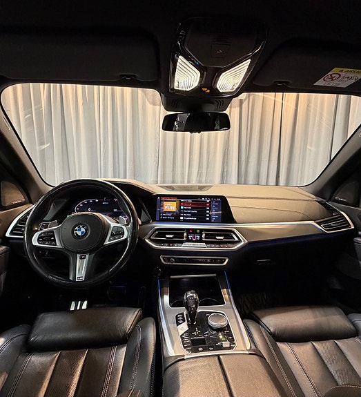 BMW X5 27 of 30