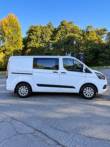 Ford Transit Custom 320L 5 of 29