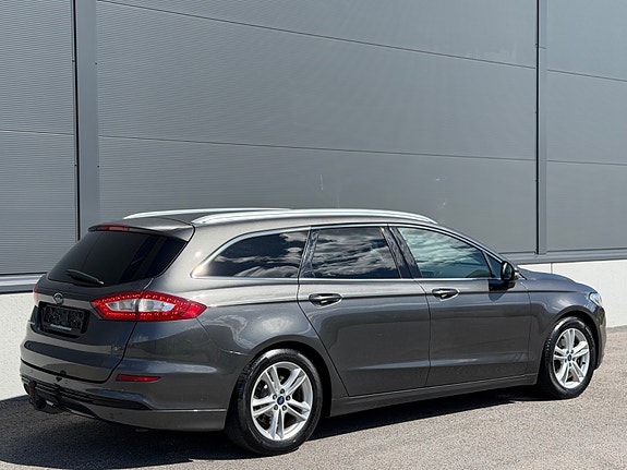 Ford Mondeo 7 of 27