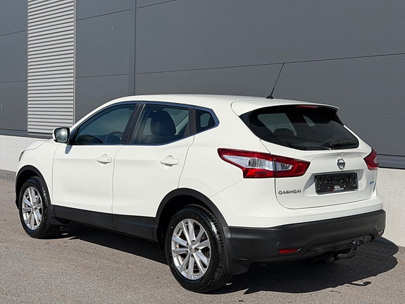 Nissan Qashqai 4 of 28