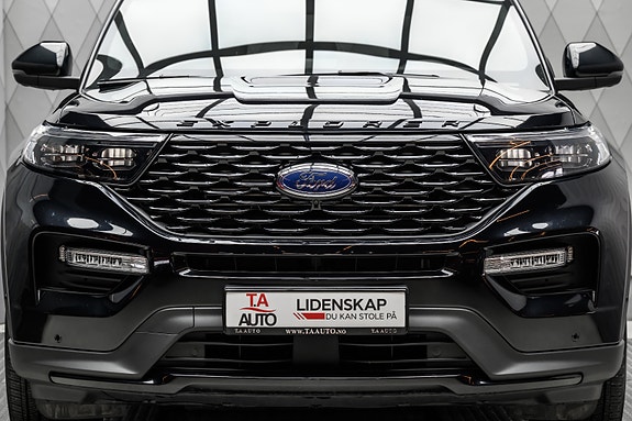 Ford Explorer 6 of 30