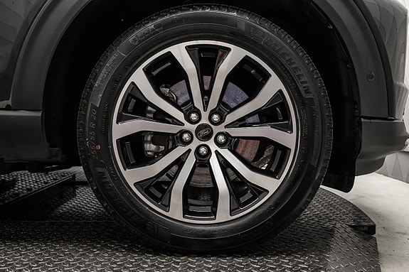 Ford Explorer 14 of 30