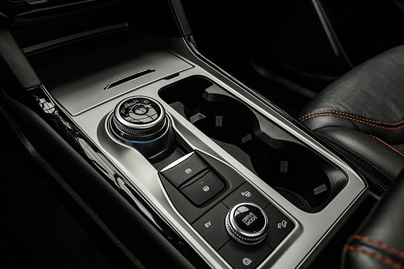 Ford Explorer 29 of 30