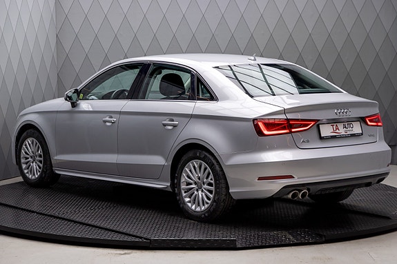 Audi A3 8 of 25