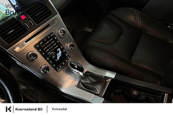 Volvo XC60 21 of 28