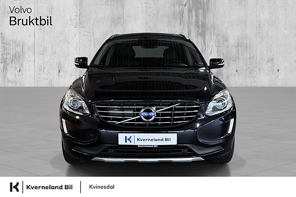 Volvo XC60 2 of 28