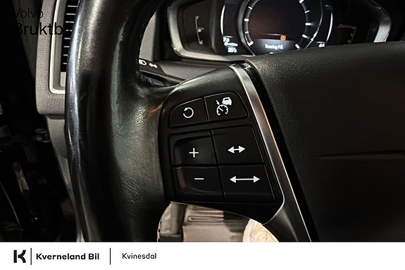 Volvo XC60 16 of 28