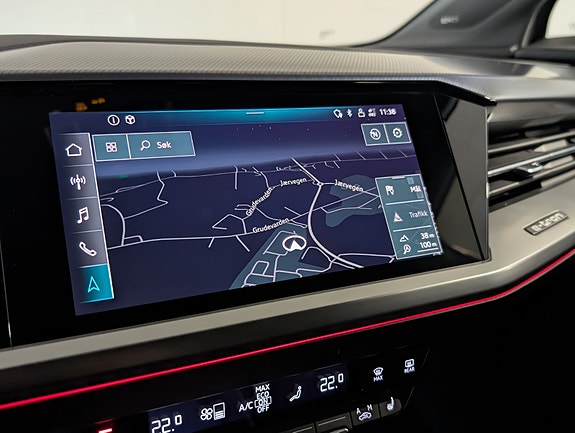 Audi Q4 e-tron 18 of 26
