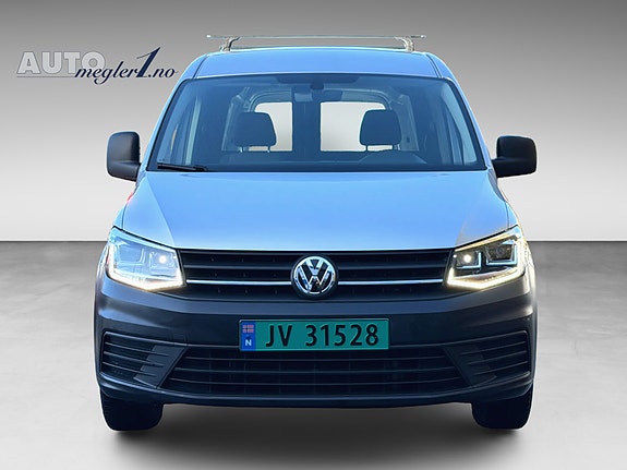 Volkswagen Caddy Maxi 8 of 21