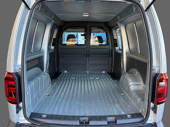 Volkswagen Caddy Maxi 21 of 21