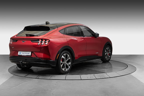 Ford Mustang Mach-E 5 of 29