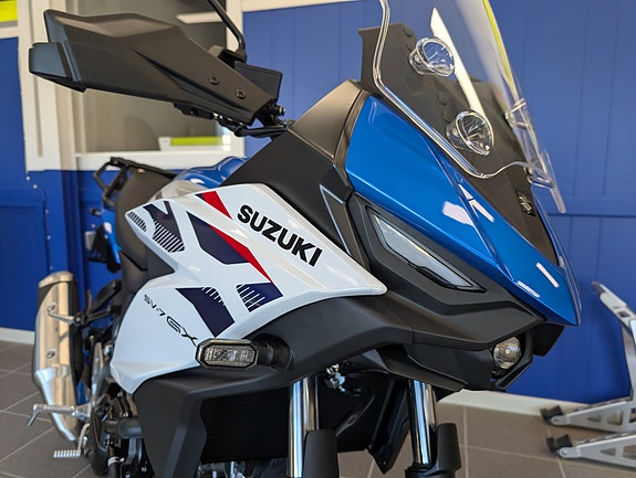 Suzuki SV7GX - kun gått 61 mil med Cruisecontroll 3 of 6