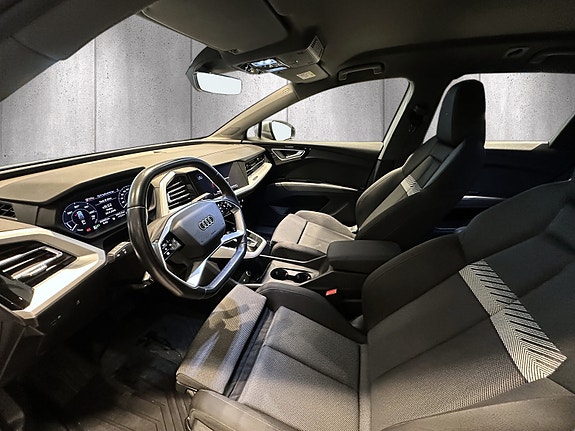 Audi Q4 e-tron 7 of 17