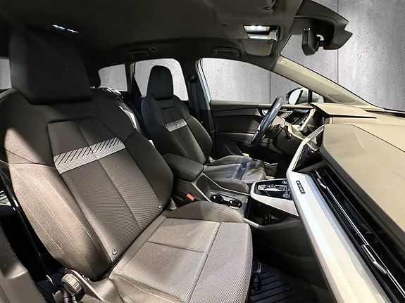 Audi Q4 e-tron 8 of 17