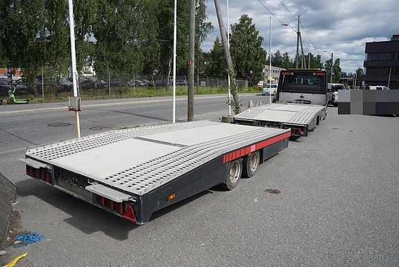 Mercedes-Benz Sprinter 519 – Bilfrakter med henger 5 of 29