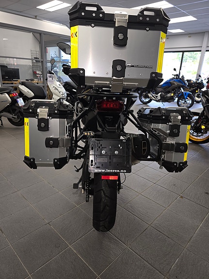 QJ Motor SRT900SX - Kun gått 262 mil 7 of 9