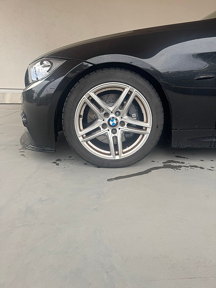 BMW 320d 11 of 12