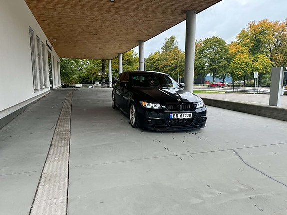 BMW 320d 6 of 12