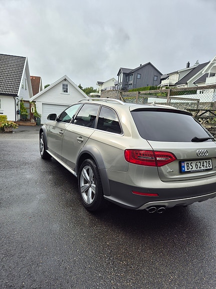 Audi A4 allroad 3 of 30