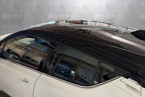 Toyota C-HR 19 of 22