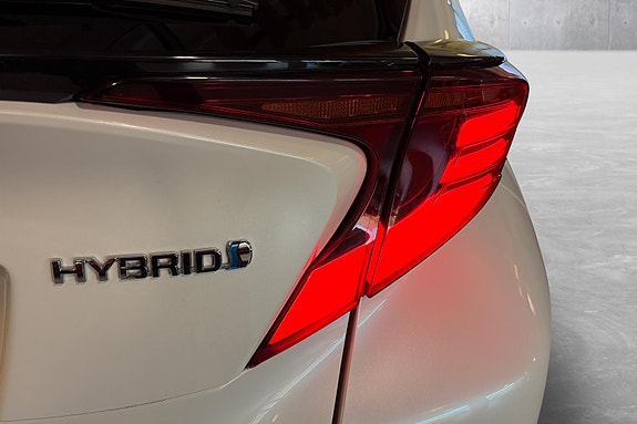 Toyota C-HR 20 of 22