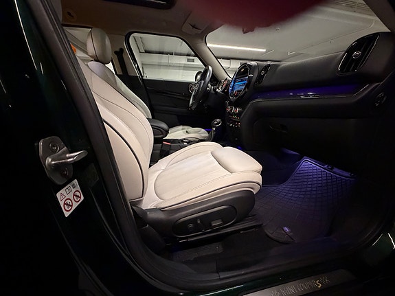 MINI Countryman Cooper SE 14 of 30