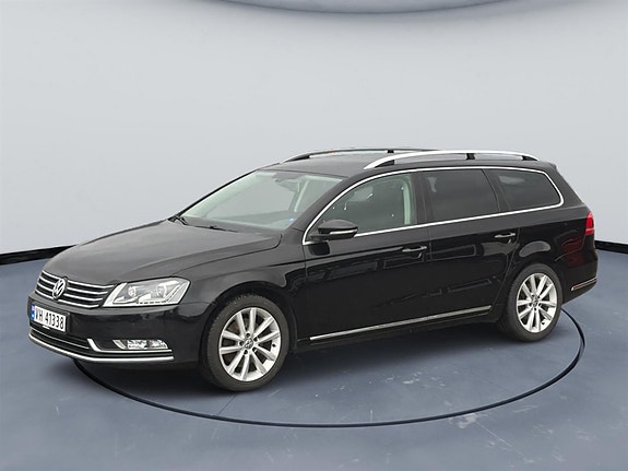 Volkswagen Passat 3 of 16