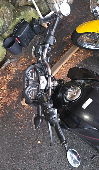 Honda CB 125F 5 of 7