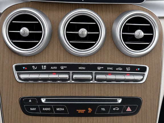 Mercedes-Benz C180 24 of 30